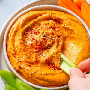 hummus-dip-spicy-sriracha